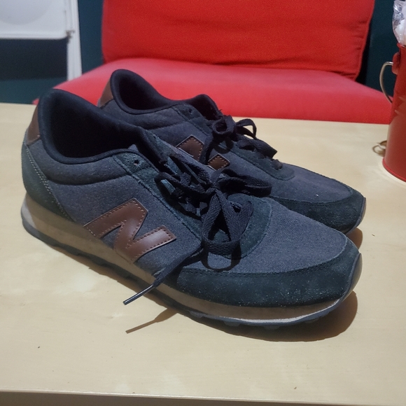 New Balance 501 - Picture 1 of 5